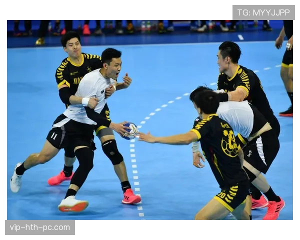 无意手球为何仍可能被判犯规？规则关键在“扩大防守面积”